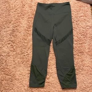 Athletic Capris Leggings